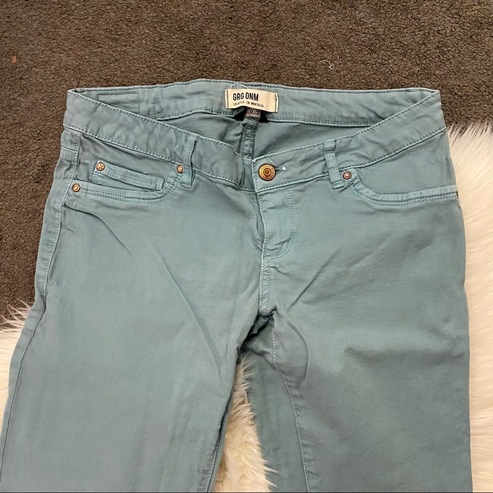 Robin’s Egg blue skinny jeans - Picture 2 of 9